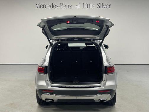 Silver 2022 Mercedes-Benz GLB 250 4MATIC