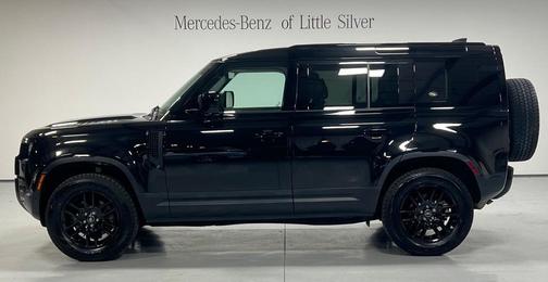 2024 Land Rover Defender 110 P300