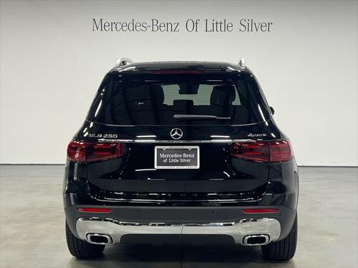 2025 Mercedes-Benz GLB 250 4MATIC