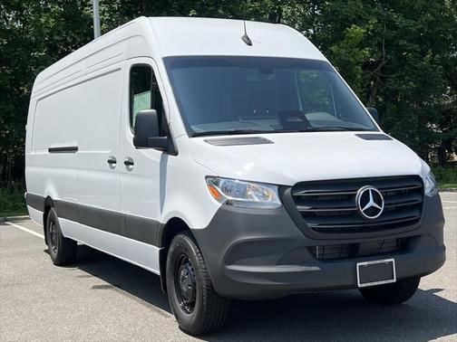 2025 Mercedes-Benz Sprinter 2500 High Roof