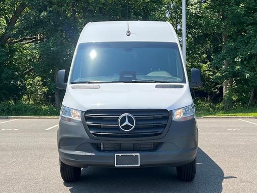 2025 Mercedes-Benz Sprinter 2500 High Roof