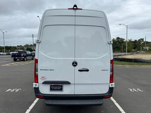 2024 Mercedes-Benz Sprinter 4500 High Roof 4-Cyl Diesel HO