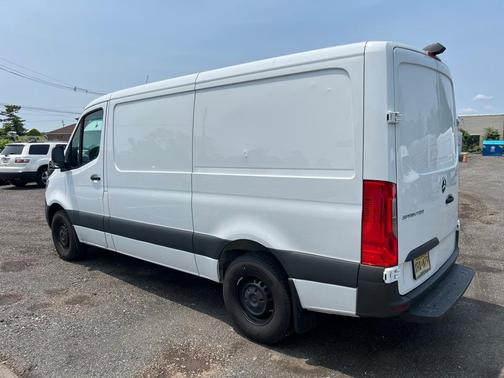 2025 Mercedes-Benz Sprinter 2500 Standard Roof