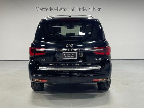2022 INFINITI QX80 SENSORY AWD