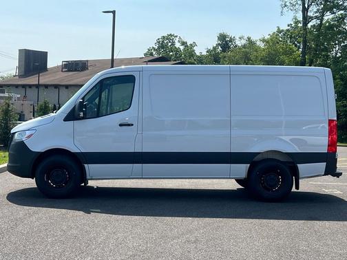 2025 Mercedes-Benz Sprinter 2500 Standard Roof