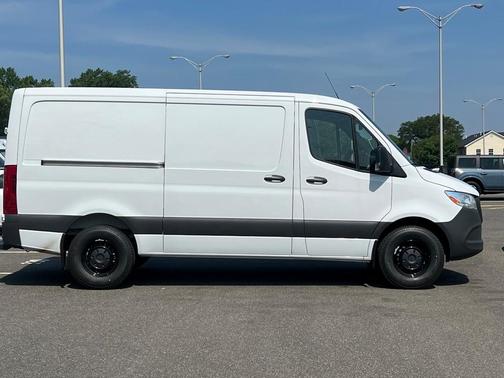 2025 Mercedes-Benz Sprinter 2500 Standard Roof