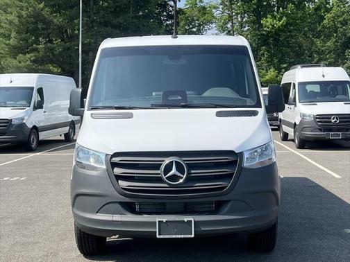 2025 Mercedes-Benz Sprinter 2500 Standard Roof