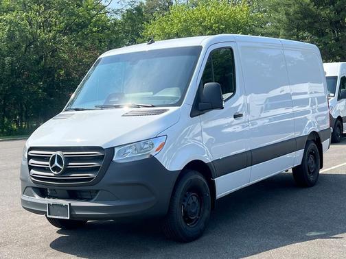 2025 Mercedes-Benz Sprinter 2500 Standard Roof