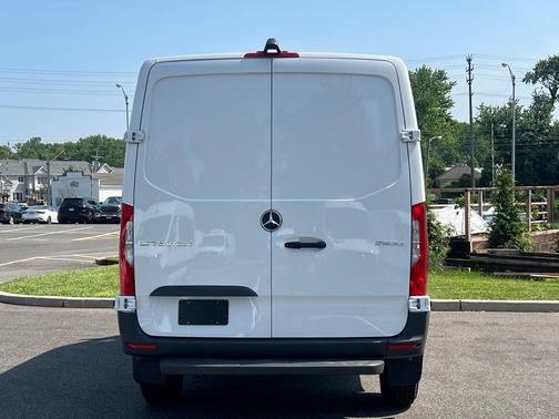 2025 Mercedes-Benz Sprinter 2500 Standard Roof