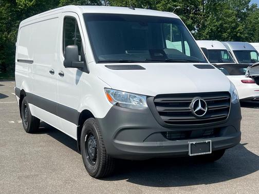 2025 Mercedes-Benz Sprinter 2500 Standard Roof