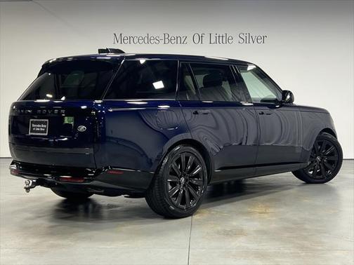 2023 Land Rover Range Rover P530 SE