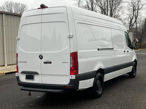 2025 Mercedes-Benz Sprinter 2500 High Roof