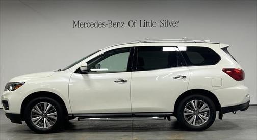 2020 Nissan Pathfinder SV 4WD