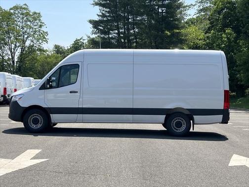 2025 Mercedes-Benz Sprinter 2500 High Roof