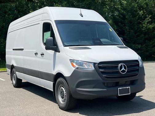 2025 Mercedes-Benz Sprinter 2500 High Roof