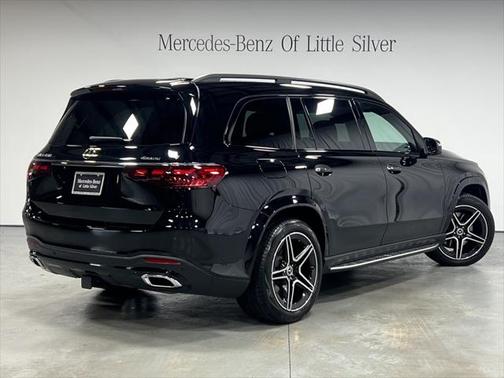 2025 Mercedes-Benz GLS 450 4MATIC