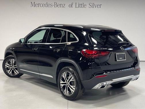 Black 2026 Mercedes-Benz GLA 250 4MATIC