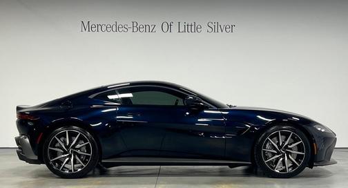 2020 Aston Martin Vantage Base