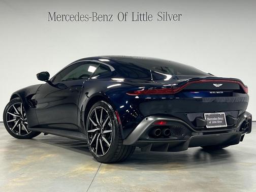 2020 Aston Martin Vantage Base