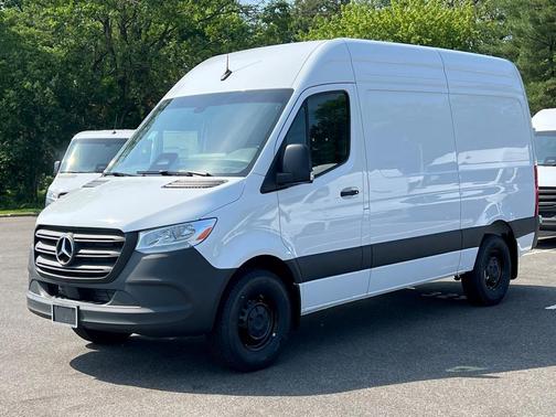 2025 Mercedes-Benz Sprinter 2500 Standard Roof
