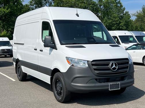 2025 Mercedes-Benz Sprinter 2500 Standard Roof