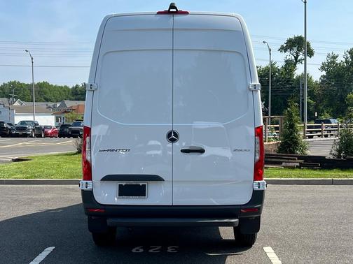 2025 Mercedes-Benz Sprinter 2500 Standard Roof