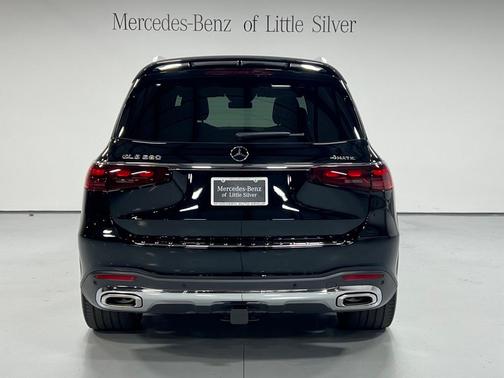 2025 Mercedes-Benz GLS 580 4MATIC