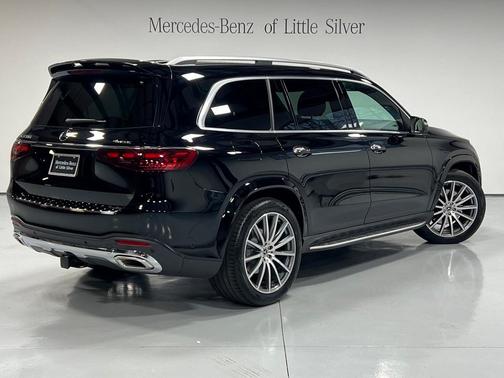 2025 Mercedes-Benz GLS 580 4MATIC