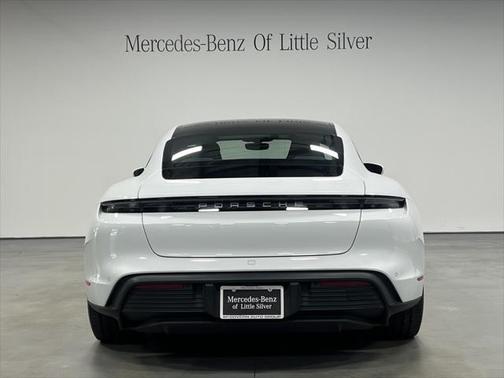 2022 Porsche Taycan Base