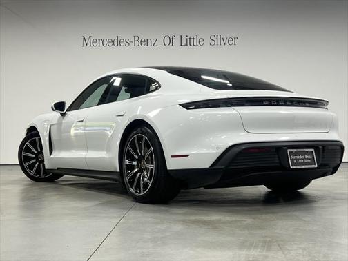 2022 Porsche Taycan Base