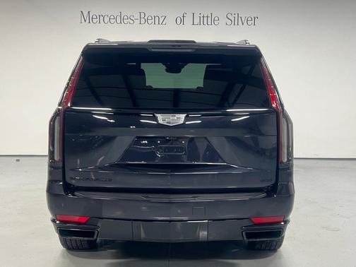 2022 Cadillac Escalade Sport