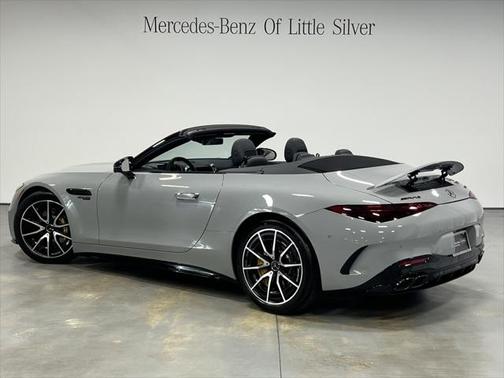 2022 Mercedes-Benz AMG SL 63 Base