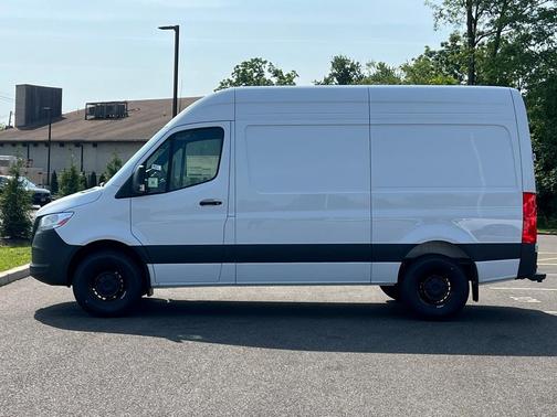 2025 Mercedes-Benz Sprinter 2500 Standard Roof