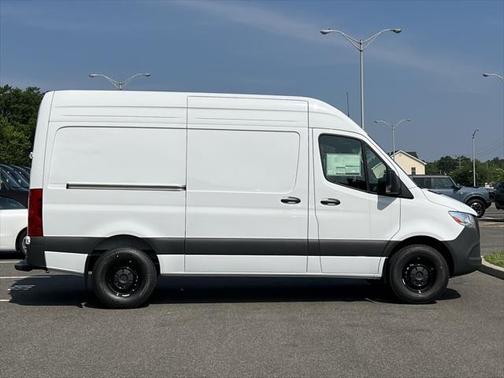 2025 Mercedes-Benz Sprinter 2500 Standard Roof