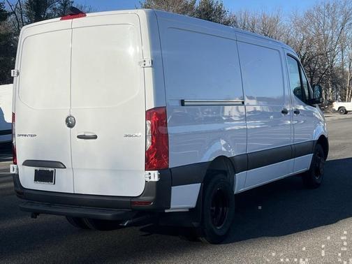 2025 Mercedes-Benz Sprinter 3500 Standard Roof