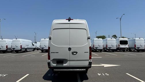 2025 Mercedes-Benz Sprinter 2500 High Roof