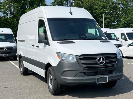 2025 Mercedes-Benz Sprinter 2500 Standard Roof
