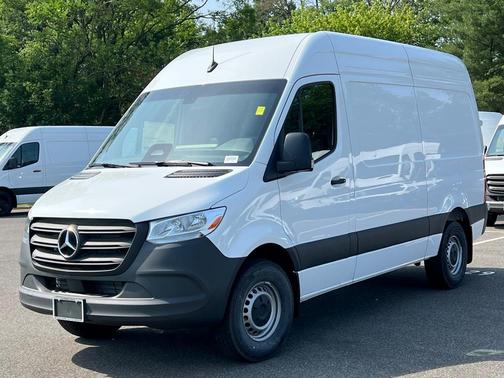 2025 Mercedes-Benz Sprinter 2500 Standard Roof
