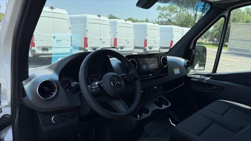 2025 Mercedes-Benz Sprinter 2500 High Roof