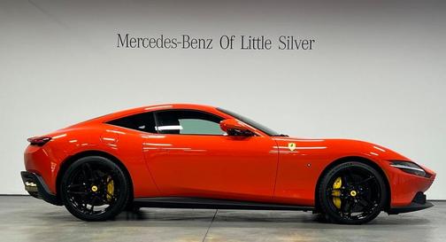 2022 Ferrari Roma Base