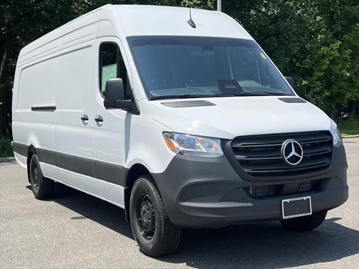 2025 Mercedes-Benz Sprinter 2500 High Roof