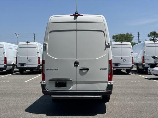 2025 Mercedes-Benz Sprinter 2500 High Roof