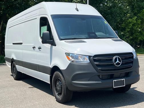 2025 Mercedes-Benz Sprinter 2500 High Roof