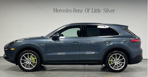 2019 Porsche Cayenne E-Hybrid S