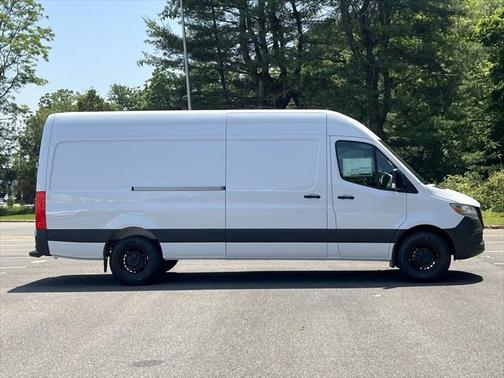 2025 Mercedes-Benz Sprinter 2500 High Roof