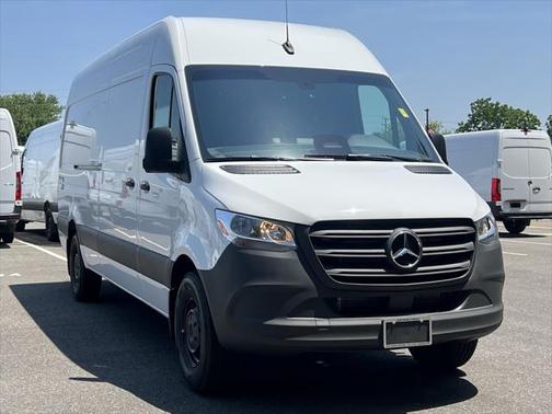 2025 Mercedes-Benz Sprinter 2500 High Roof