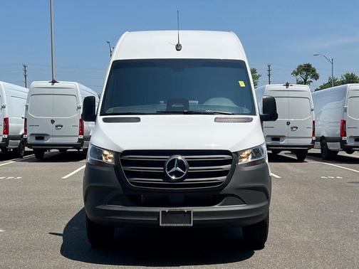 2025 Mercedes-Benz Sprinter 2500 High Roof