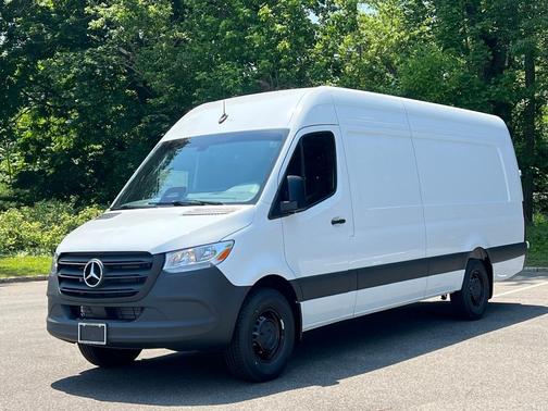 2025 Mercedes-Benz Sprinter 2500 High Roof