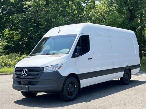 2025 Mercedes-Benz Sprinter 2500 High Roof