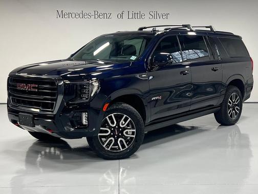 2023 GMC Yukon XL 4WD AT4
